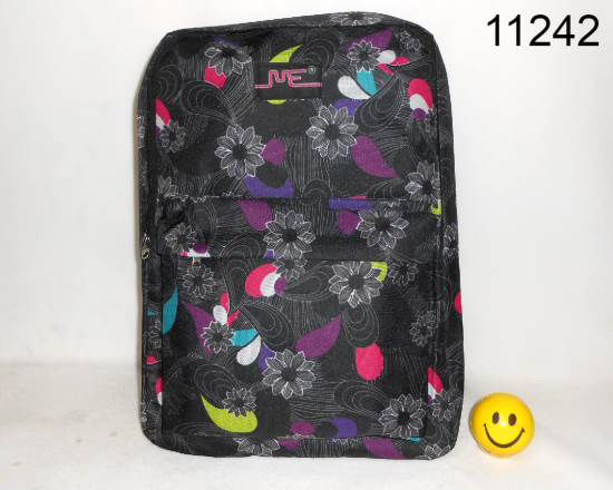 Imagen de MOCHILA M.E. 17" ESTAMPADA FLORES 3.26